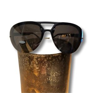 Aviator sunglasses by Foster Grant